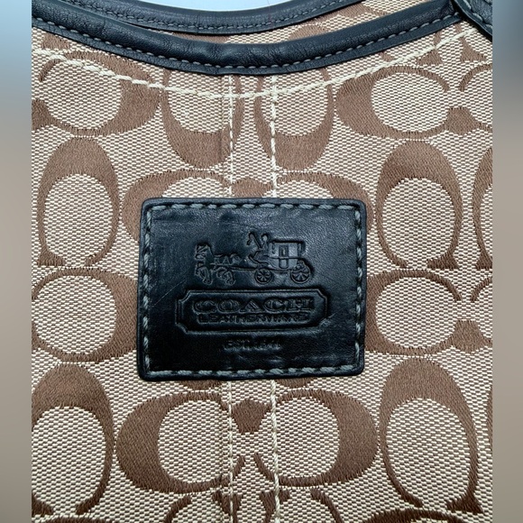 Coach Signature shoulder Y2K